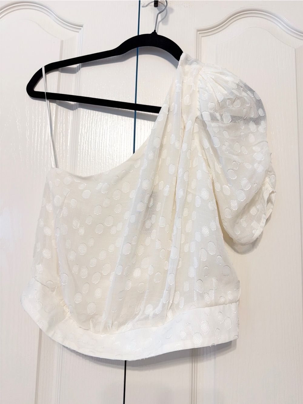 Express One-Shoulder Polka Dot Banded Bottom Top Off White Size XS NWT